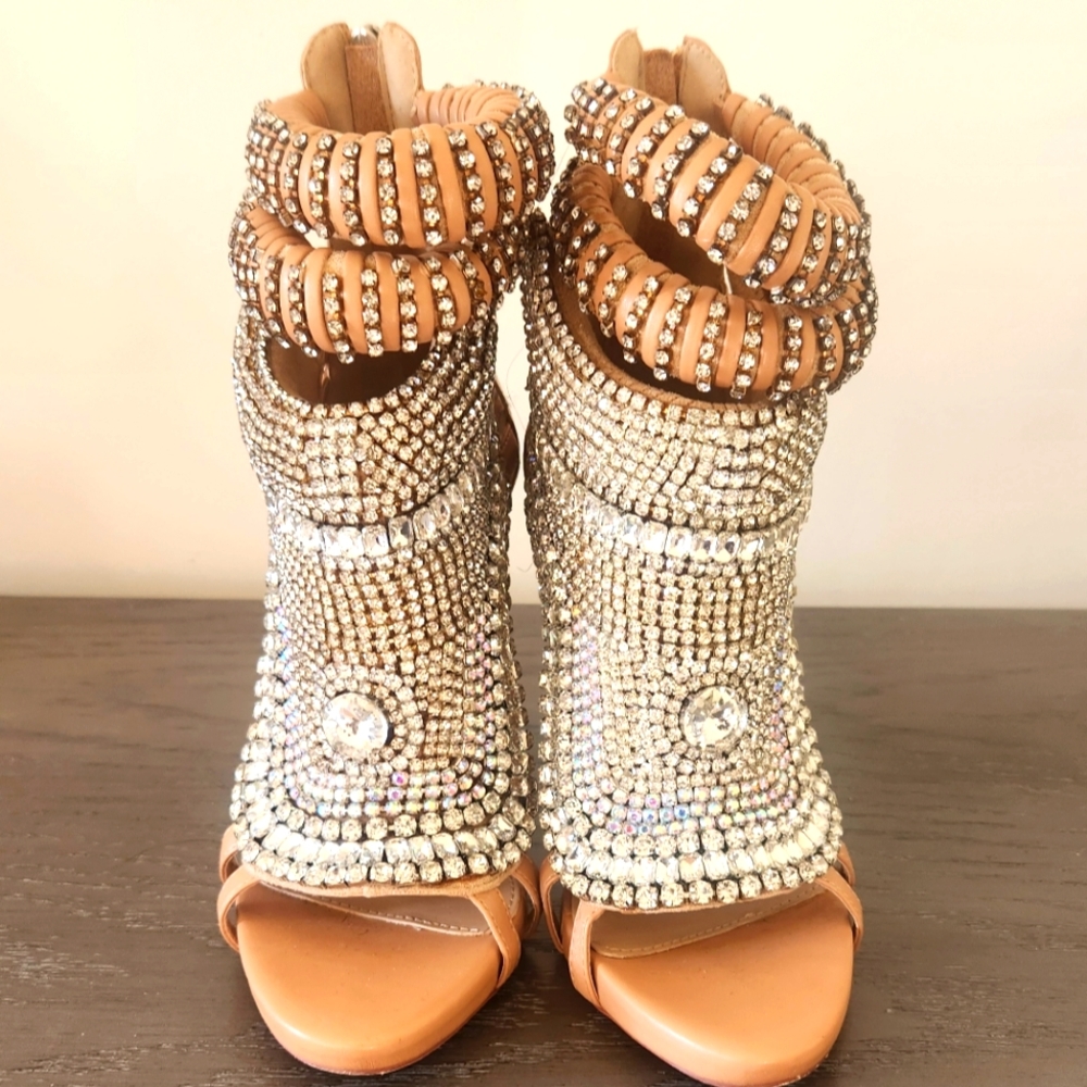 Azalea Wang Pusher Nude Heel - Size 7.5